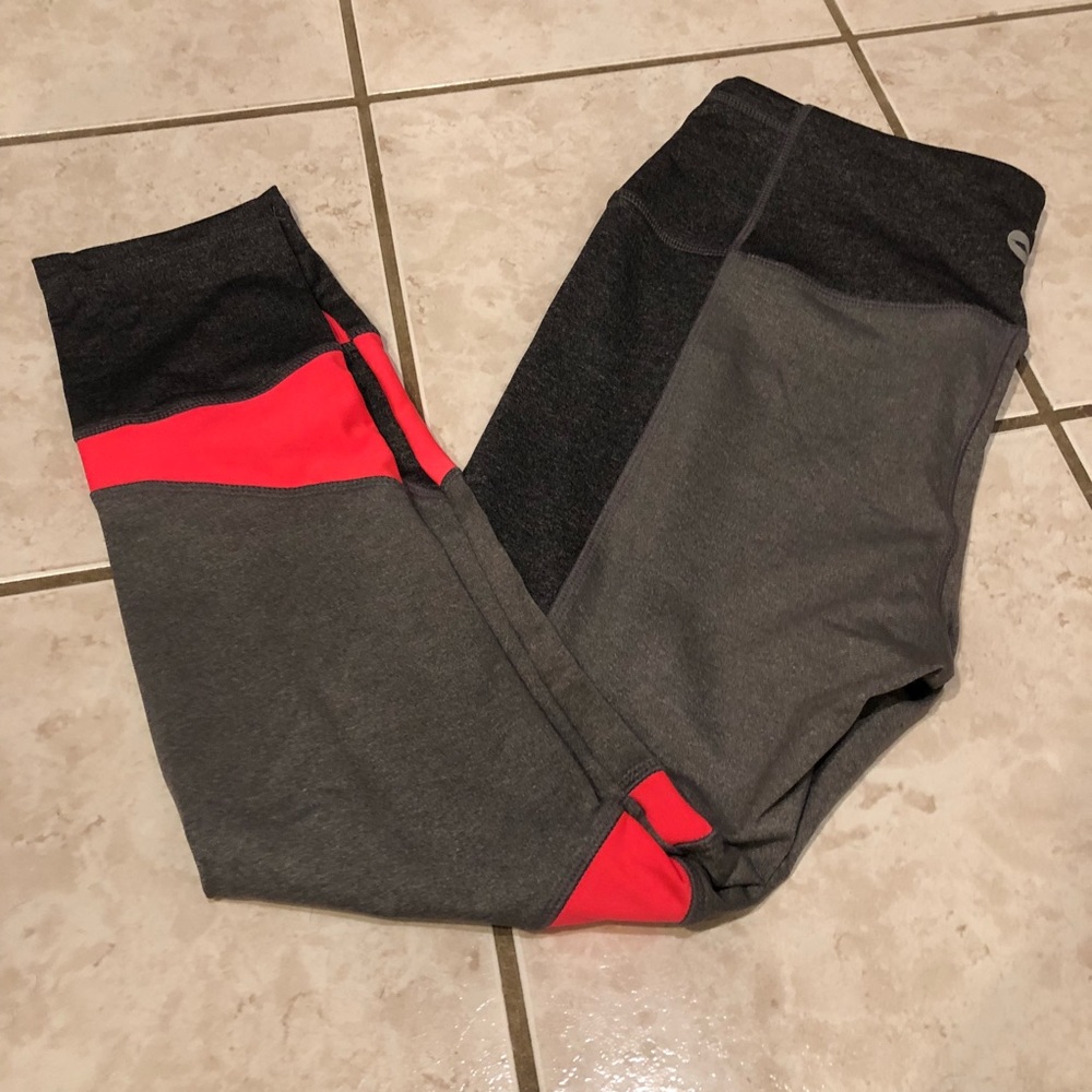 NWOT Gray/HotPink Compression Workout Pant/Legging